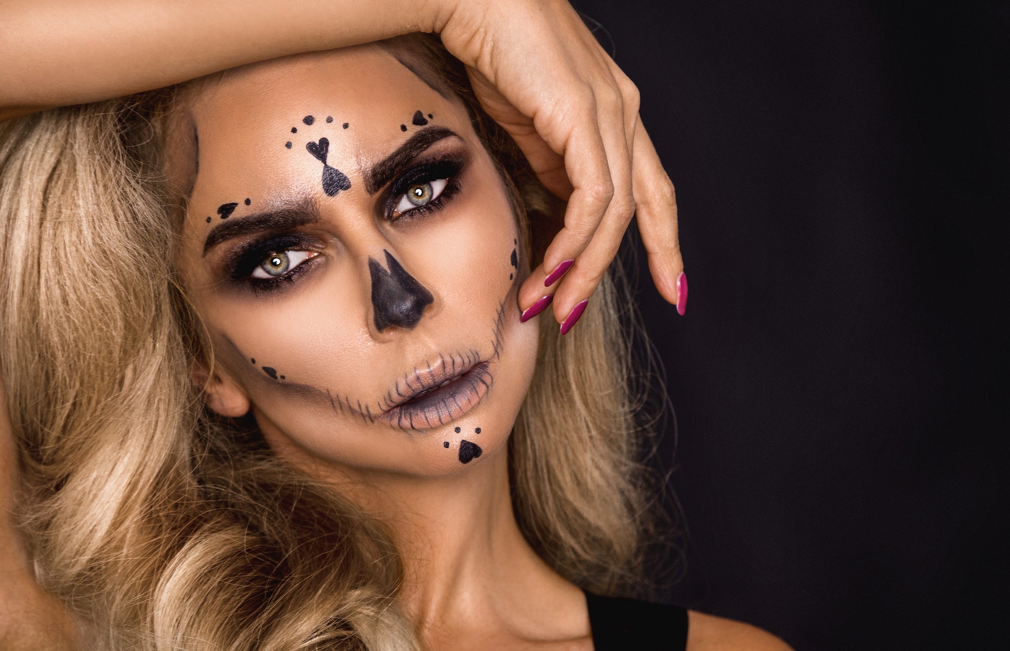 How to Save Your Skin From Halloween Face Paint and Makeup – The Hollywood  Reporter